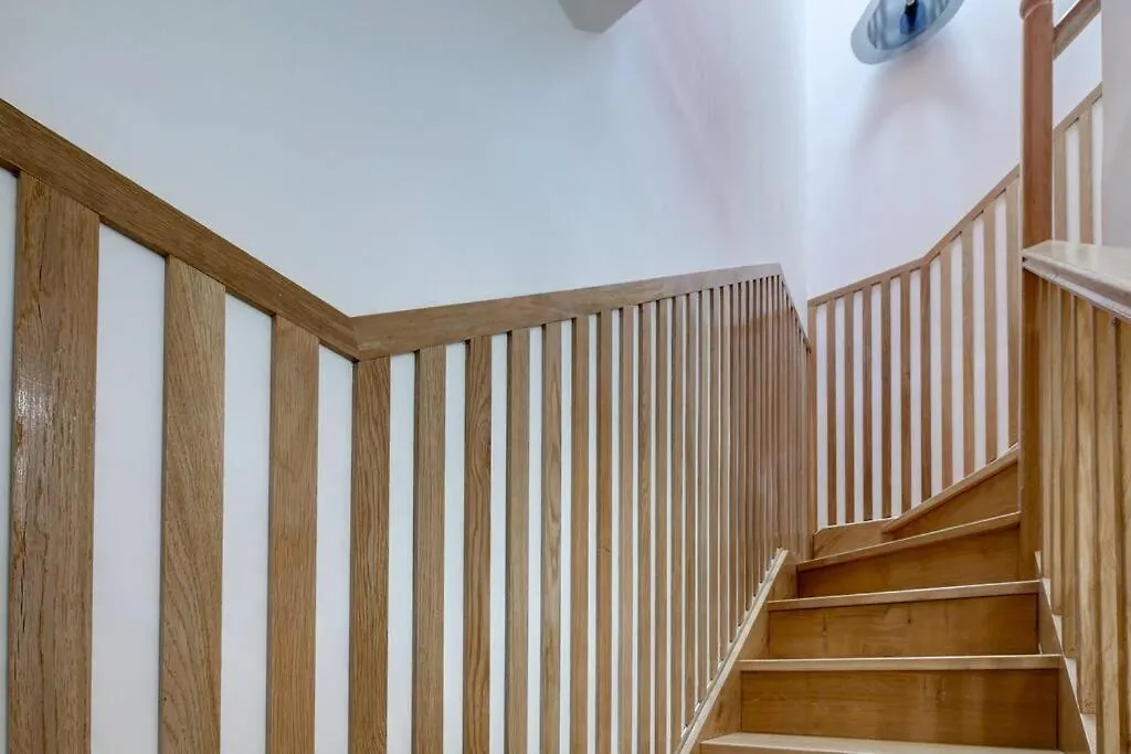 Duplex 4 Pax- Cour Privee Apartment Paris France