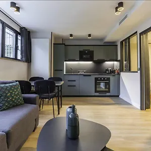 Hsh Parmentier-couronnes Ii Design 4p-1br Appartement