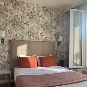 Hotell De Venise, Paris